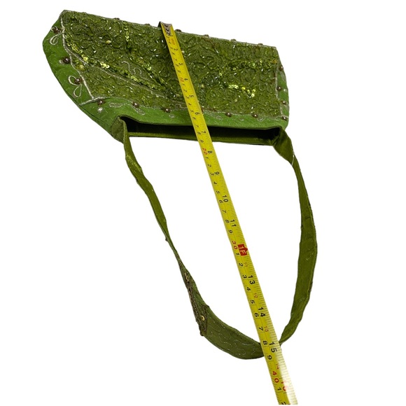 NWT World Finds Green Indian Sari Bowling Handmade Beaded Handbag - Picture 3 of 15